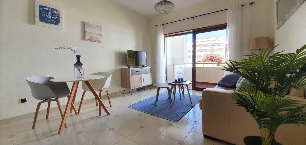 Casa Angela, 180M From The Beach بورش المظهر الخارجي الصورة
