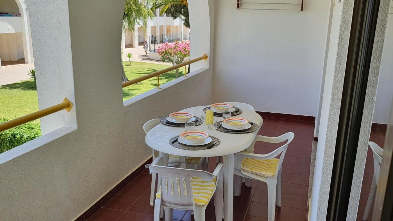 Casa Angela, 180M From The Beach بورش المظهر الخارجي الصورة